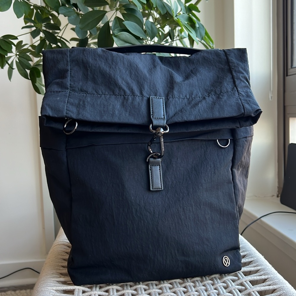 Lululemon Backpack - Black - Excellent Condition!